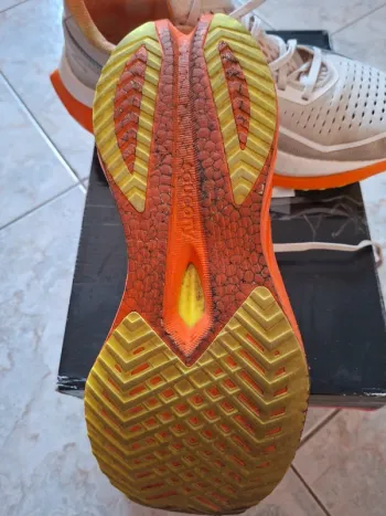 Saucony Endorphin Speed 4 bike usato — immagine 9 di 9