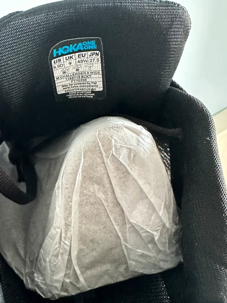 Used Hoka Challenger 8 Wide bike — image 6 of 7