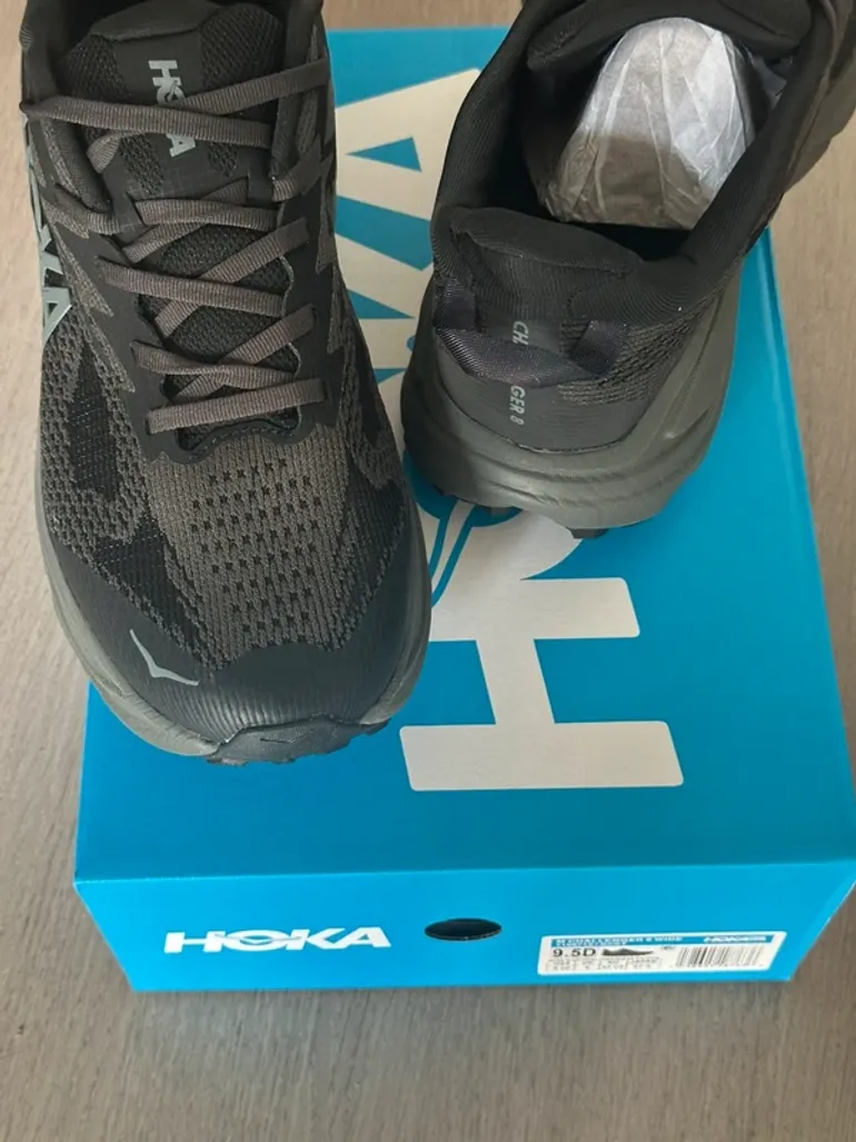 Used Hoka Challenger 8 Wide bike — image 4 of 7