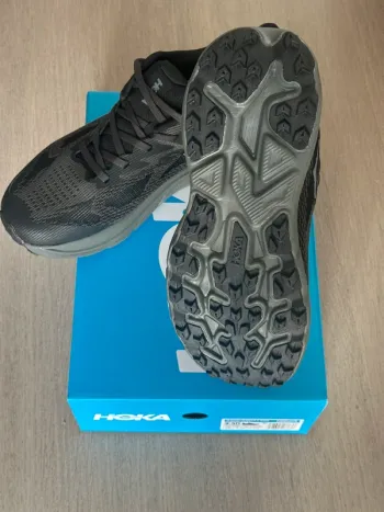 Used Hoka Challenger 8 Wide bike — image 3 of 7