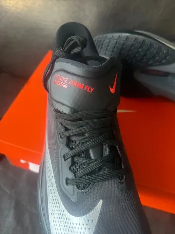 Used Nike ZOOM FLY 6 bike — image 6 of 8