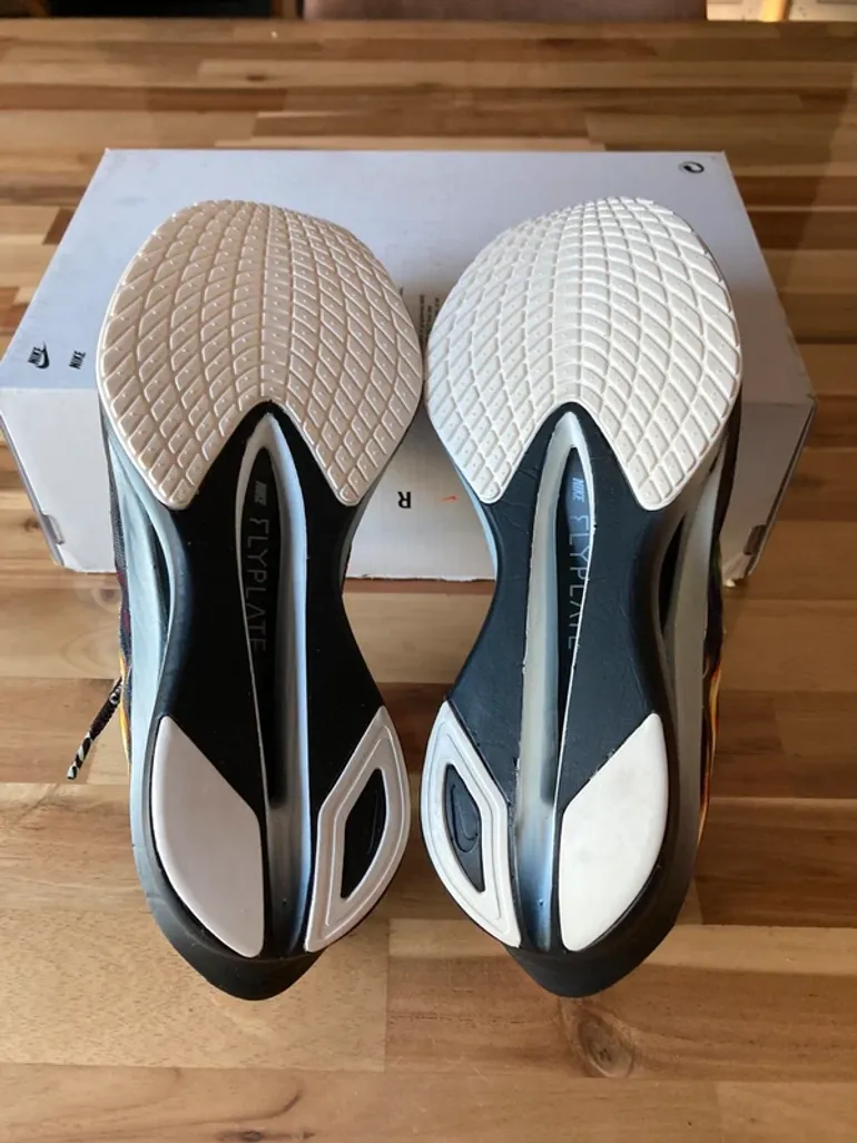 Gebrauchtes Nike ZoomX Vaporfly Next% 4 bike — Bild 8 von 9