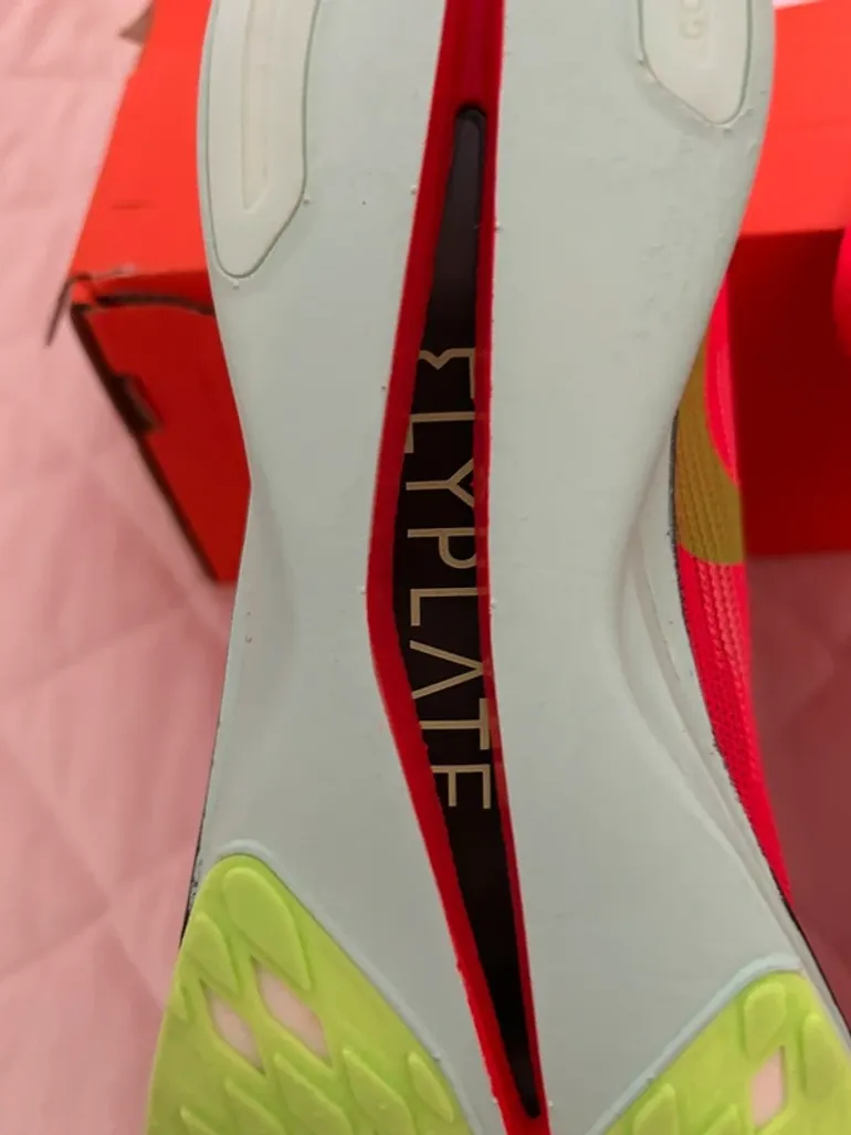Nike ZoomX Streakfly 2 bike d'occasion — image 3 sur 11
