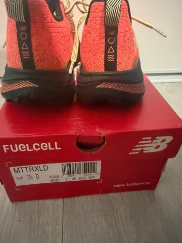 Brugt New Balance FuelCell Supercomp bike — billede 2 af 5