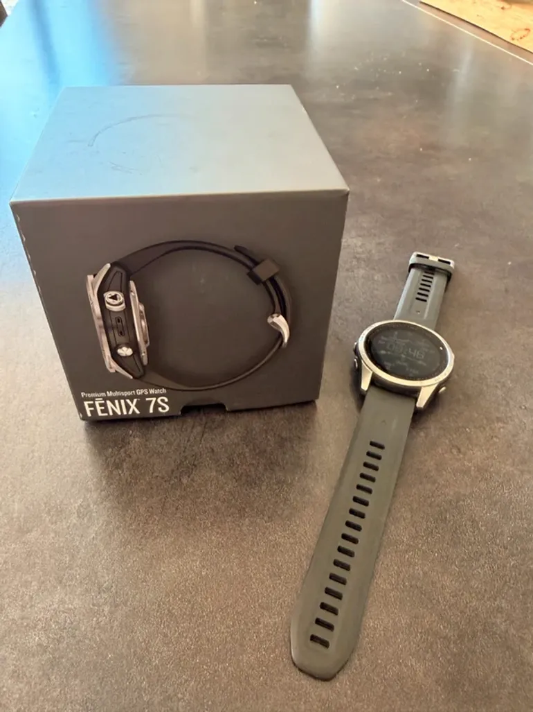 Used Garmin Fenix 7S bike — image 5 of 5