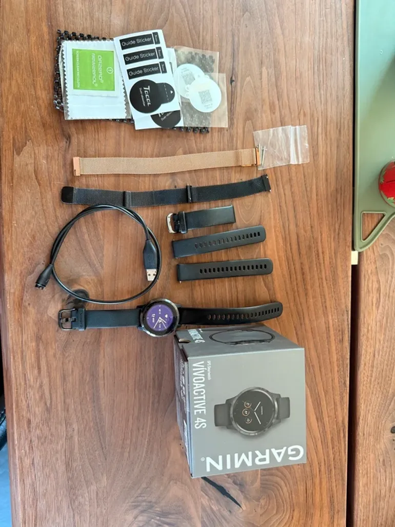 Used Garmin Vivoactive 4S bike — image 2 of 7
