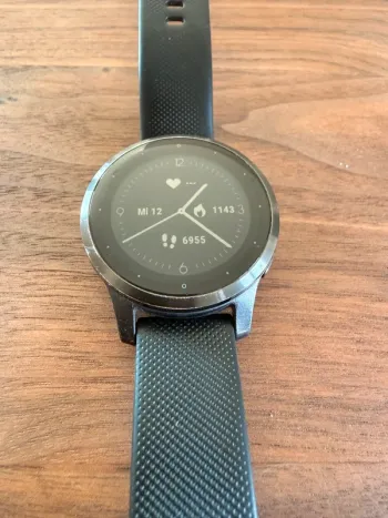 Used Garmin Vivoactive 4S bike — image 4 of 7
