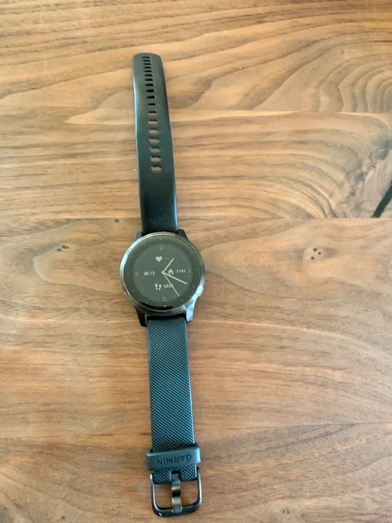 Used Garmin Vivoactive 4S bike — image 3 of 7