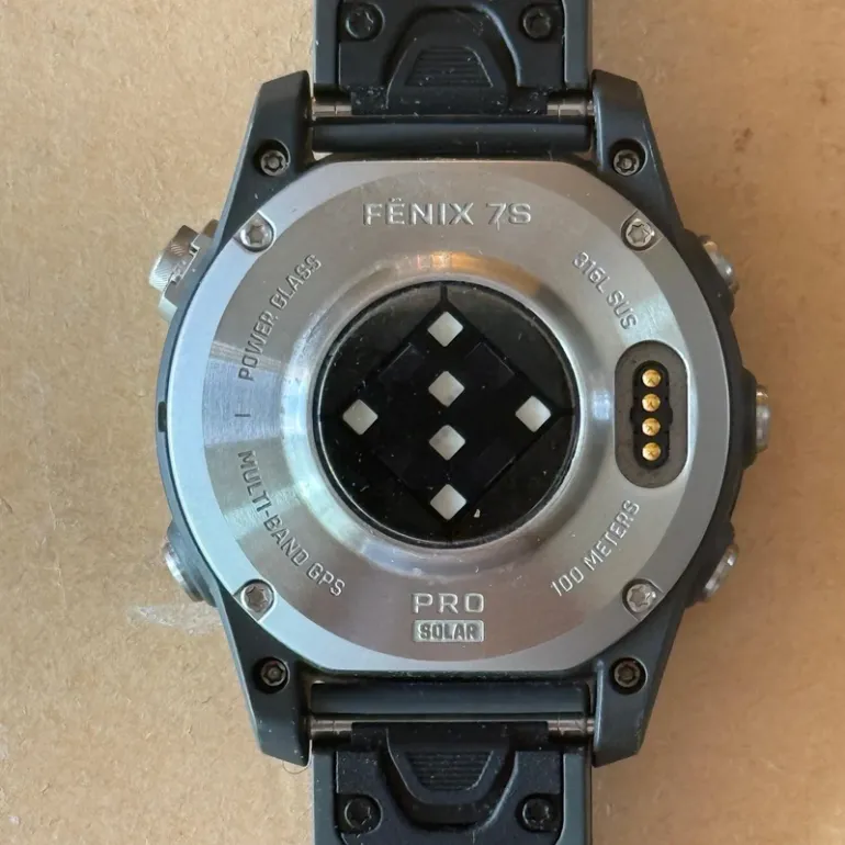Used Garmin Fenix 7 S Pro Solar 42mm bike — image 5 of 9