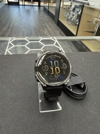 Used Garmin Fenix 8 Pro 47mm bike — image 1 of 2