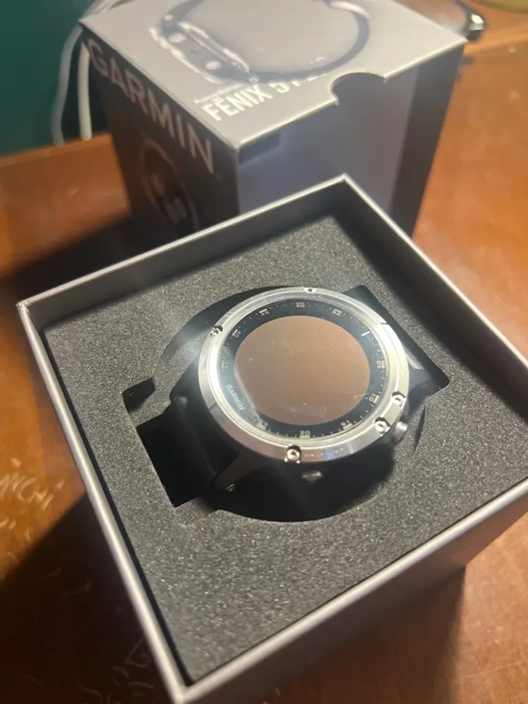 Used Garmin fenix 5 plus bike — image 2 of 7