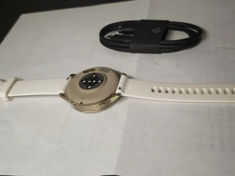 Garmin Venu 4 bike d'occasion — image 8 sur 8