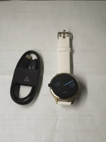 Garmin Venu 4 bike d'occasion — image 2 sur 8