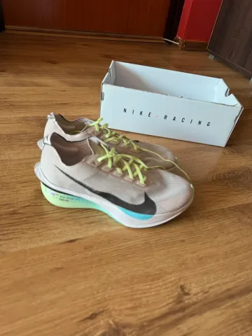 Used Nike Vaporfly 4 Running Shoes