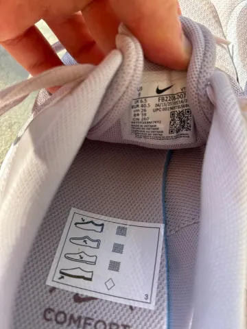 Używany Nike Sneakers bike — zdjęcie 2 z 3