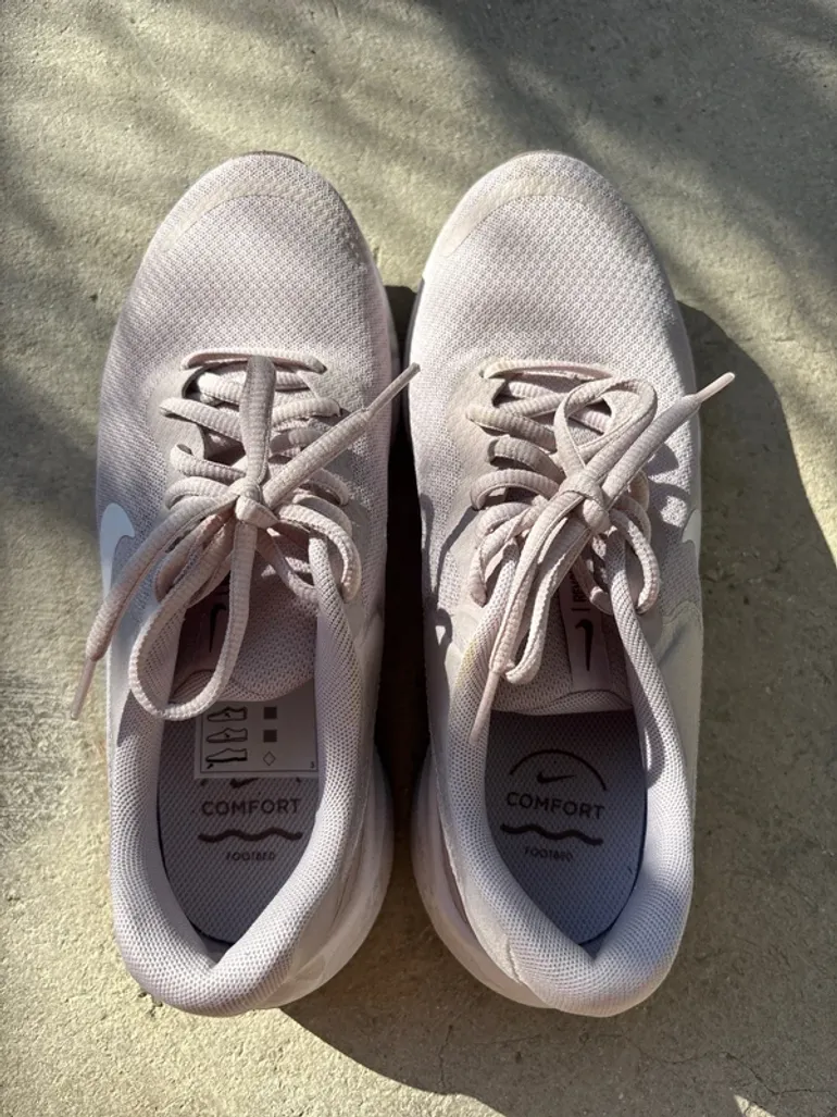 Używany Nike Sneakers bike — zdjęcie 1 z 3