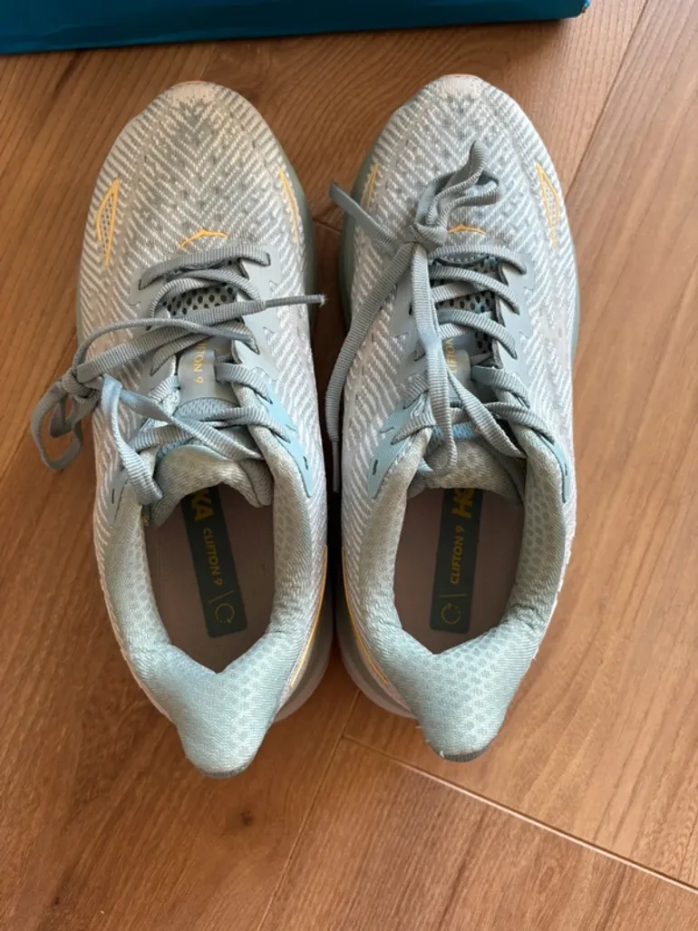 Used Hoka Clifton 9 bike — image 6 of 9
