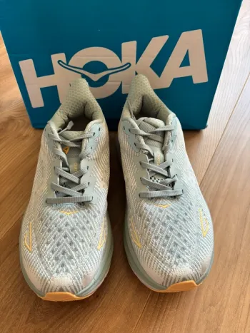 Used Hoka Clifton 9 bike — image 2 of 9