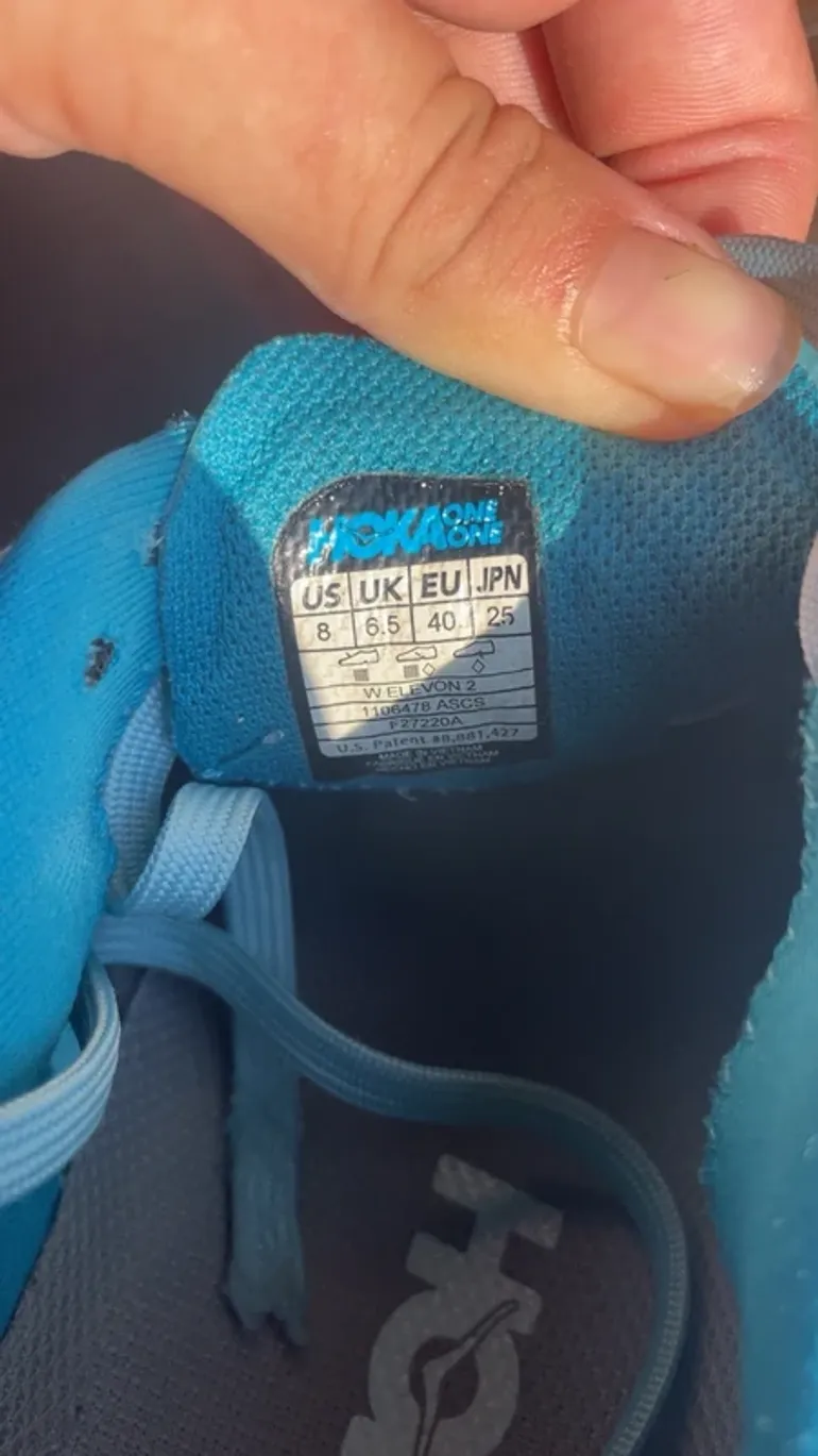 Hoka Running Shoes bike usato — immagine 3 di 3
