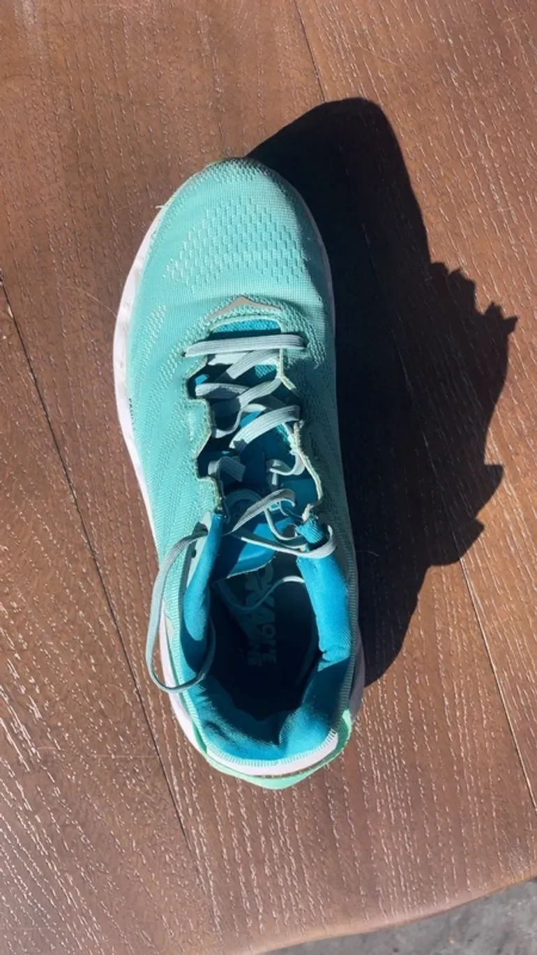 Hoka Running Shoes bike usato — immagine 2 di 3