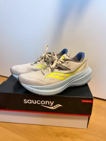 Brugt Saucony Triumph 20 bike — billede 1 af 10
