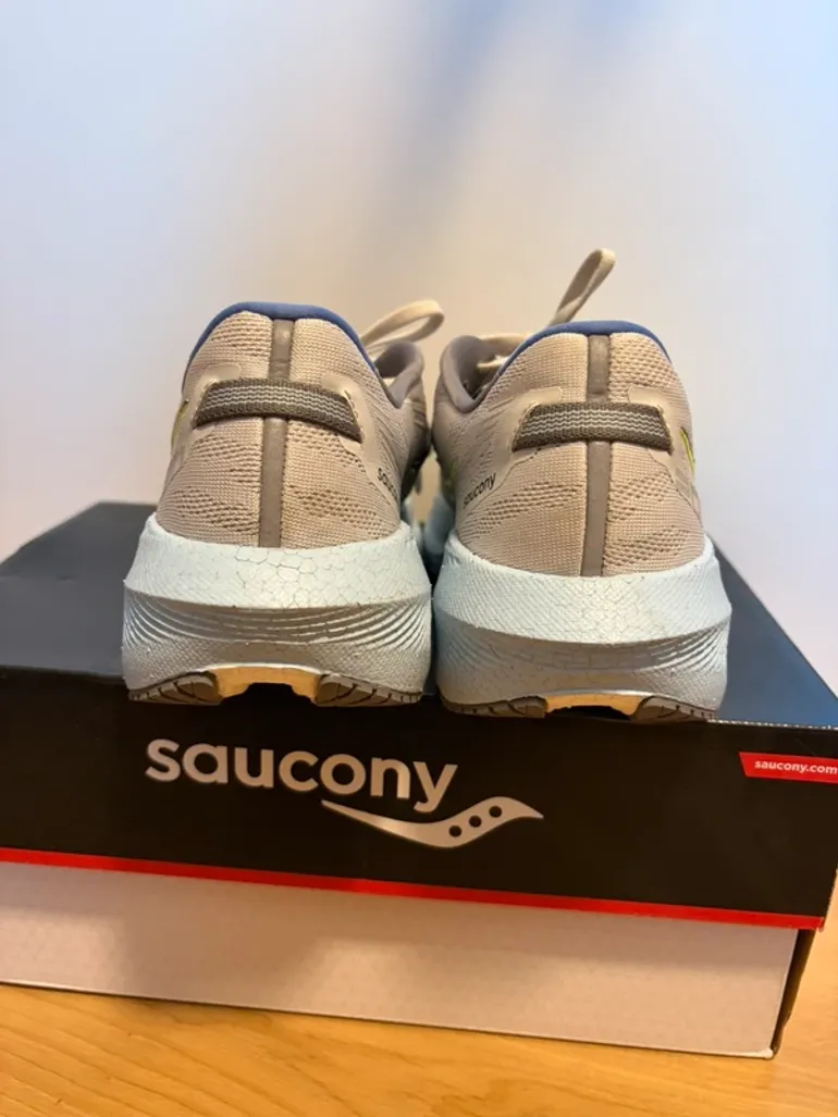 Brugt Saucony Triumph 20 bike — billede 4 af 10