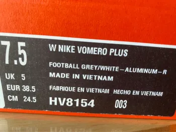 Used Nike Vomero Plus bike — image 8 of 8