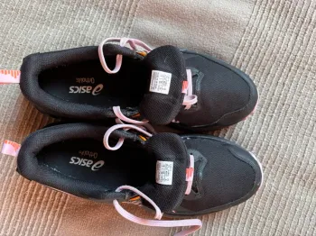 Used Asics Gel Somona 8 Goretex bike — image 7 of 7
