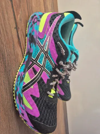 Asics Gel-Noosa Tri 12 bike usato — immagine 3 di 6