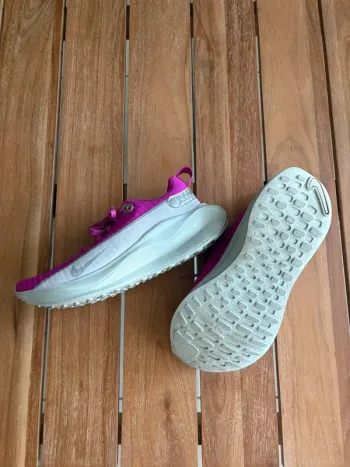 Used Nike Reactx Infinity Run 4 bike — image 3 of 5