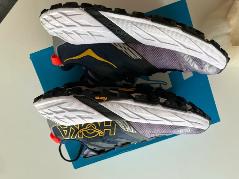 Used Hoka Trail Running Shoes bike — image 4 of 6