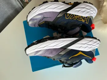 Used Hoka Trail Running Shoes bike — image 5 of 6