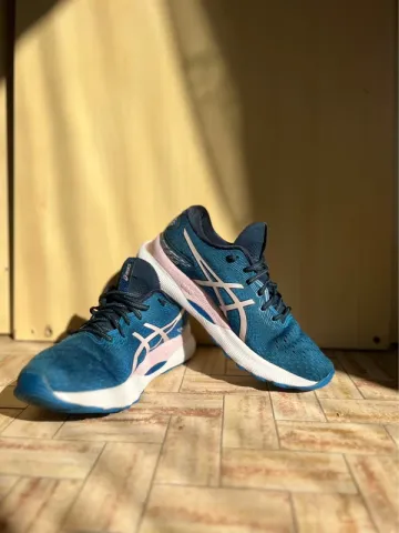 Gebrauchtes Asics GEL-NIMBUS 24 Running Shoes