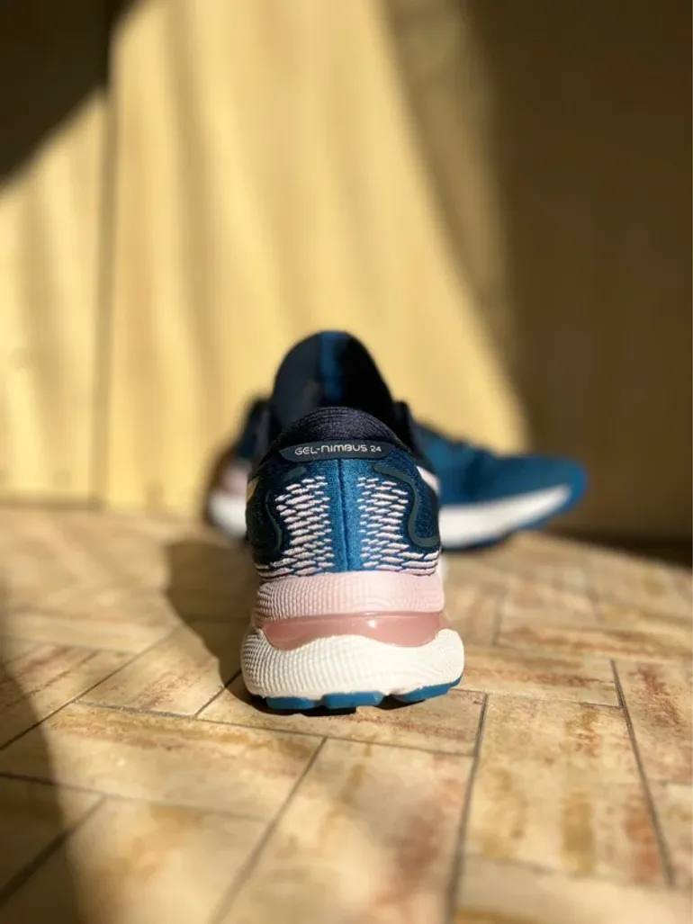 Gebrauchtes Asics GEL-NIMBUS 24 bike — Bild 4 von 6