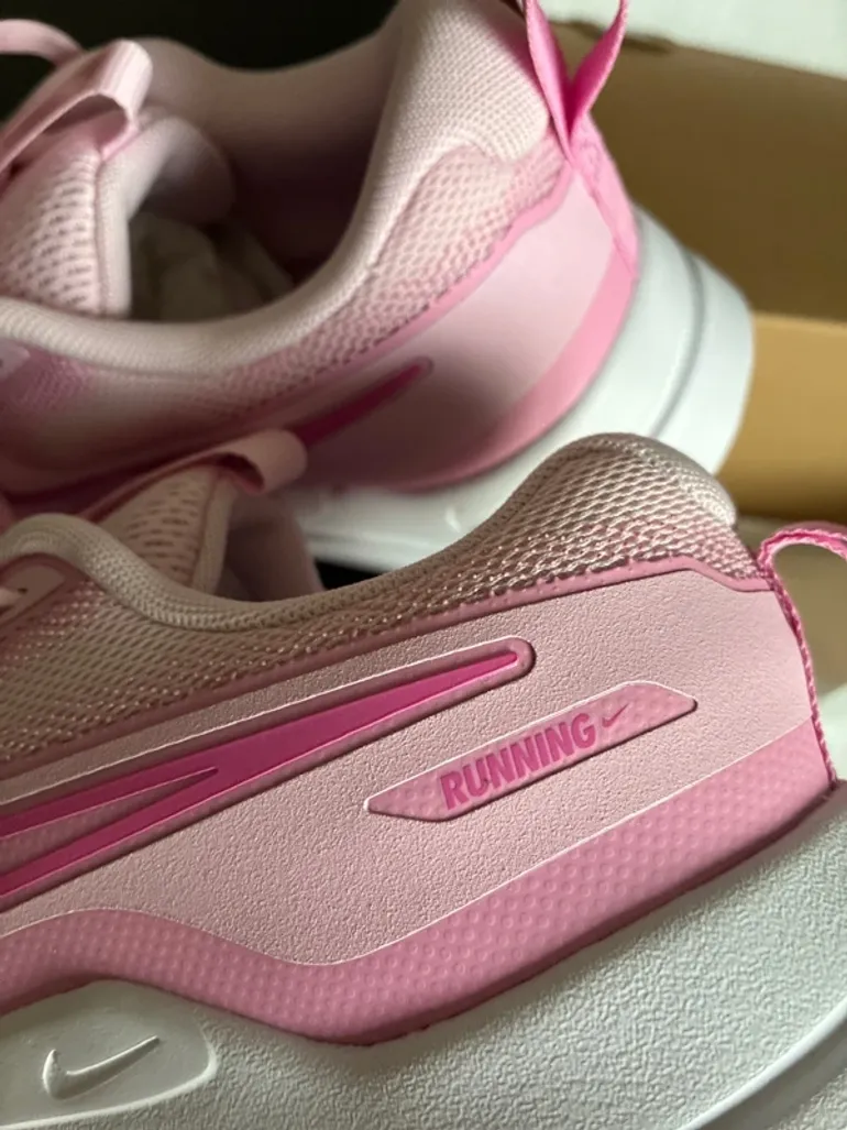 Używany Nike Running Shoes bike — zdjęcie 4 z 7