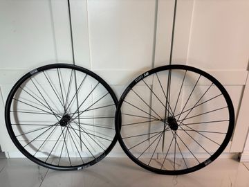 Dt Swiss p1850 spline wheels Wheels d'occasion