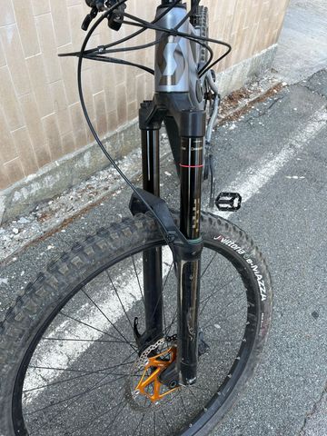 Brugt RockShox ZEB Ultimate 2022 bike — billede 4 af 6