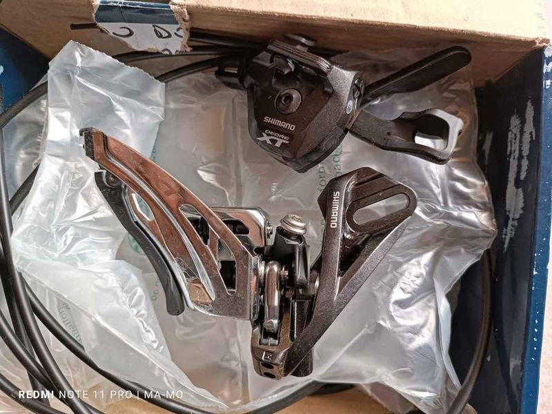 Used Shimano Deore XT 8000 Drivetrain & Pedals