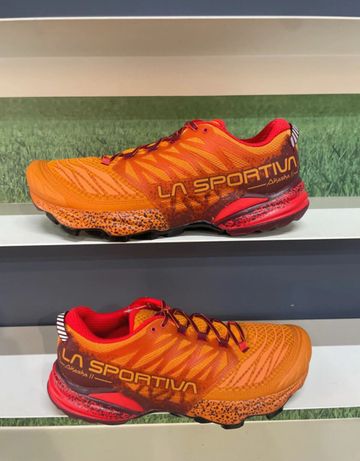 Gebrauchtes La Sportiva Akasha II 2026 Running Shoes