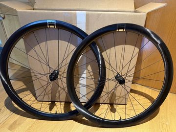 Used Duke Baccara X42 / DT Swiss 240 Wheelset Wheels