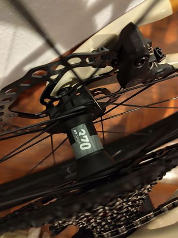 Used OQUO MP28TEAM Wheels 2026 bike — image 4 of 6