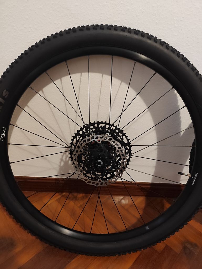 Used OQUO MP28TEAM Wheels 2026 bike — image 2 of 6