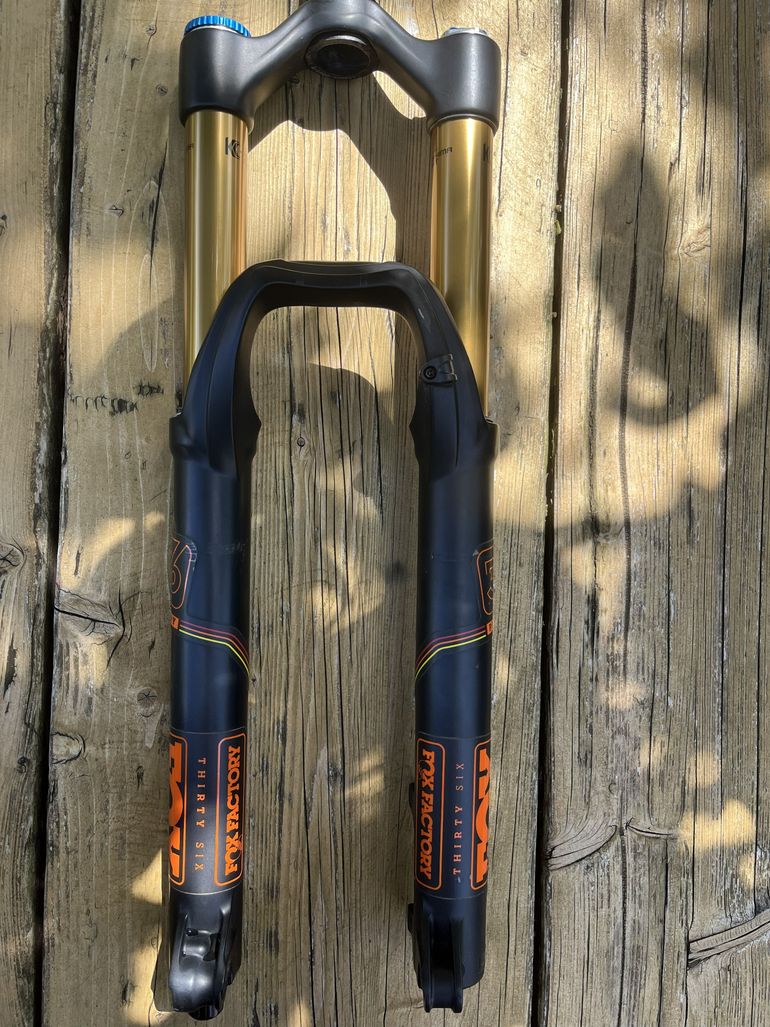 Brugt Fox 36 Factory Grip2 bike — billede 2 af 8