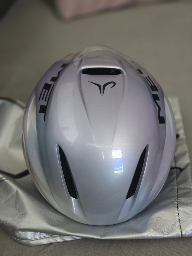 MET Manta MIPS Tadej Pogačar 2025 Cycling Accessories d'occasion