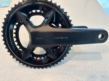 Použité Shimano Ultegra FC-R8100 Crankset 2025 Drivetrain & Pedals