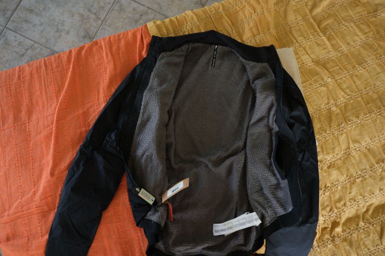 Używany Specialized Men's Prime Polartec Alpha Jacket 2026 bike — zdjęcie 9 z 13