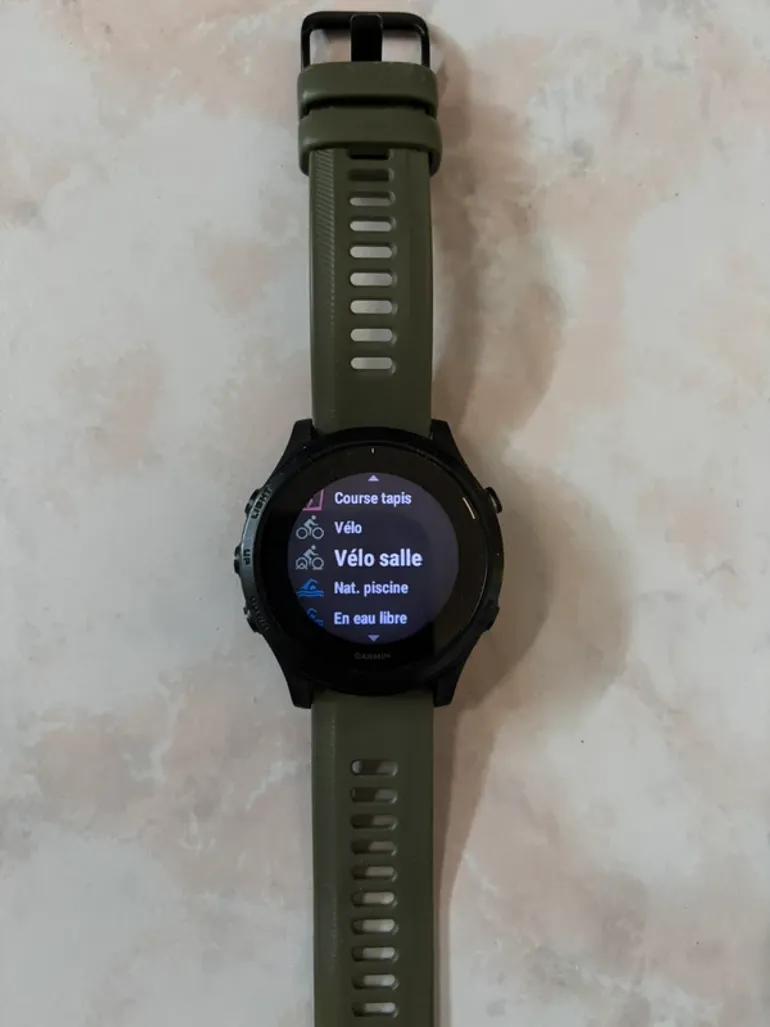 Used Garmin Forerunner 945 bike — image 3 of 4