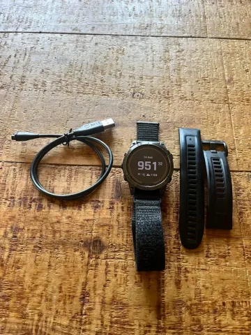 Käytetty Garmin Fenix 7 Sapphire Solar Electronics