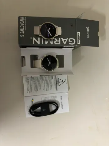 Used Garmin Vivoactive 6 bike — image 2 of 6