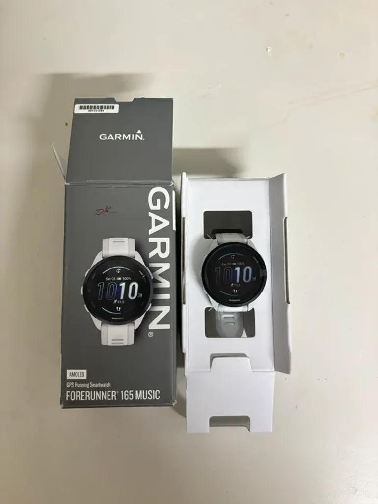 Used Garmin Forerunner 165 Music bike — image 1 of 6
